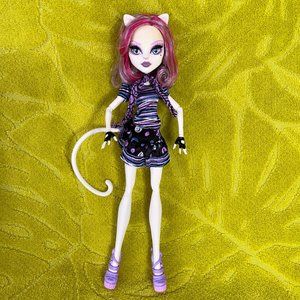 Monster High Doll Catrine DeMew - Scaris City of Frights Mattel 2012